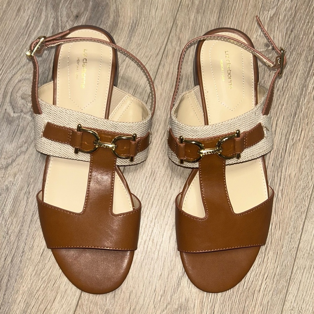 Liz Claiborne Brown Leather Canvas Sandals Size 9 Buckle Strap Low Heel - Picture 2 of 4